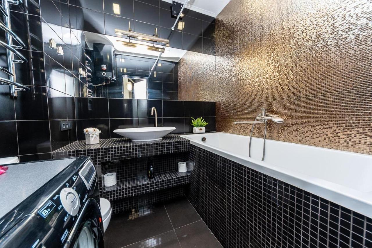 Fashionable Panoramic Apartments Dnieper. Obolon Kiev Exterior foto